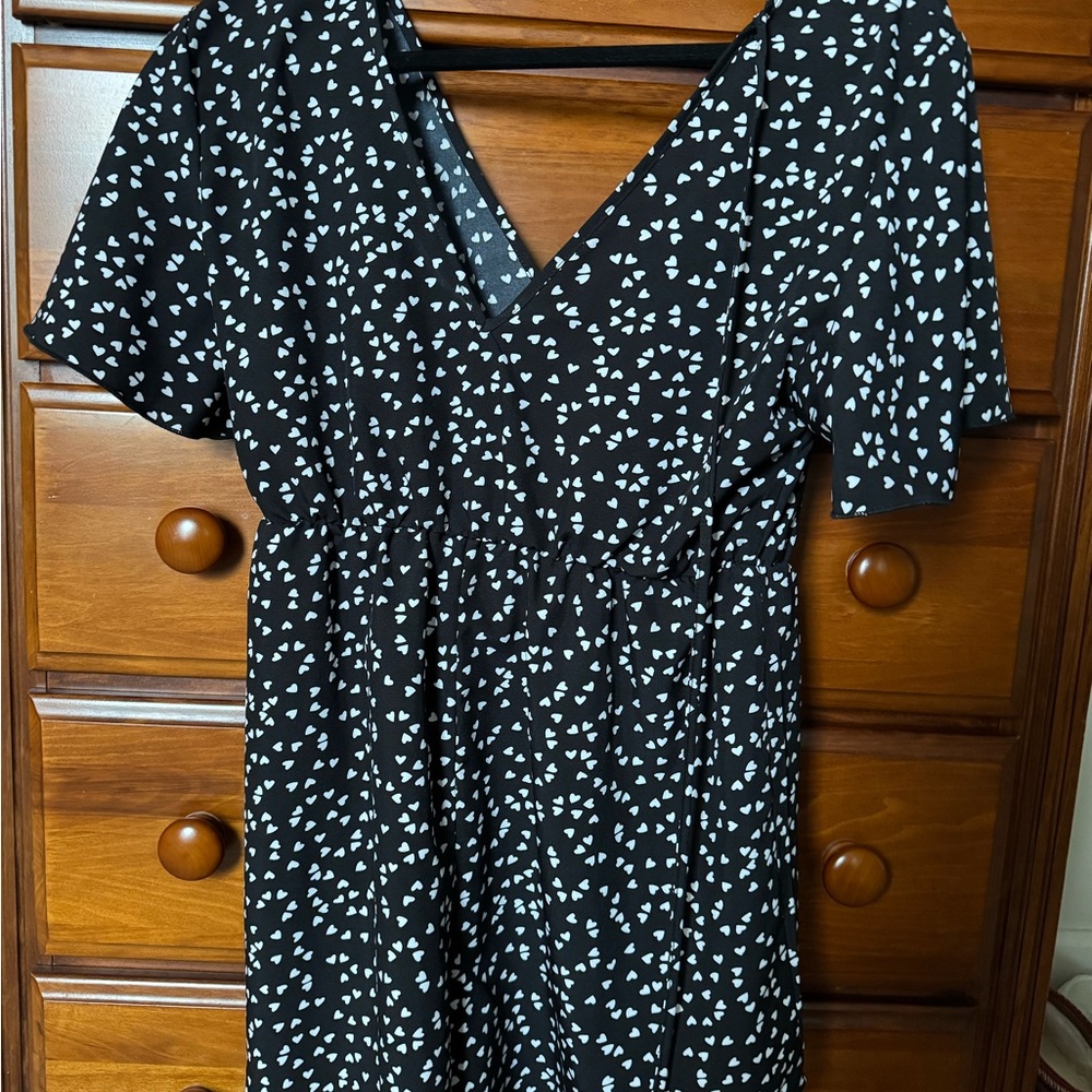 Black and White V-Neck A-Line Midi Romper